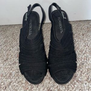 Very comfortable Black wedges